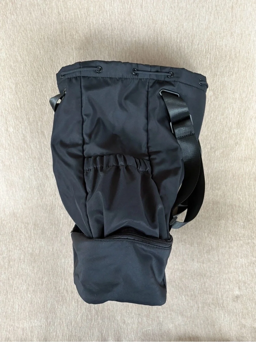 Beyond Yoga Black Convertible Gym Bag Backpack Zip Pocket with Carry Handles NWT